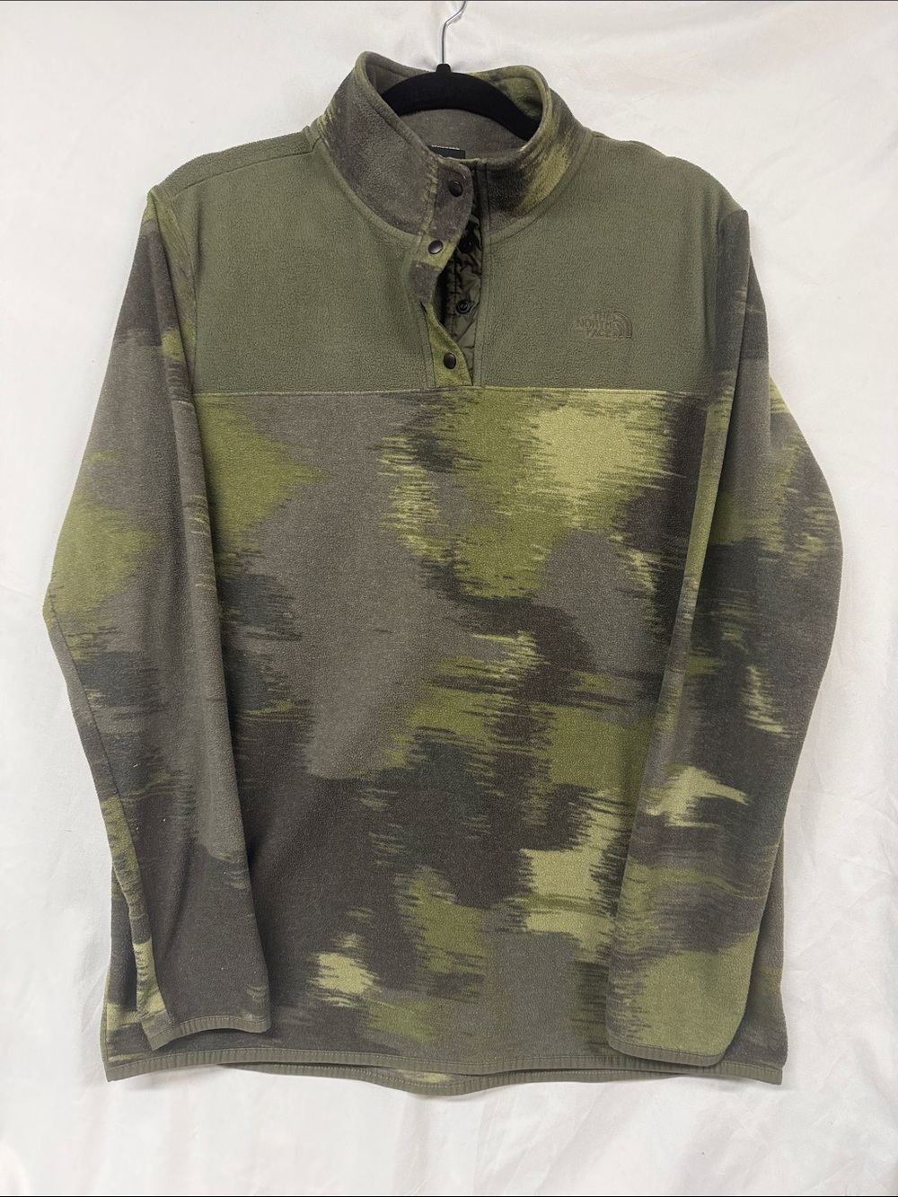 The North Face Olive & Dark Green Camo Half-Snap Fleece Shirt Jacket